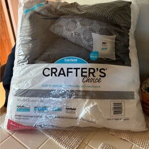 Crafter's Choice White Pillow Forms. Set of 2